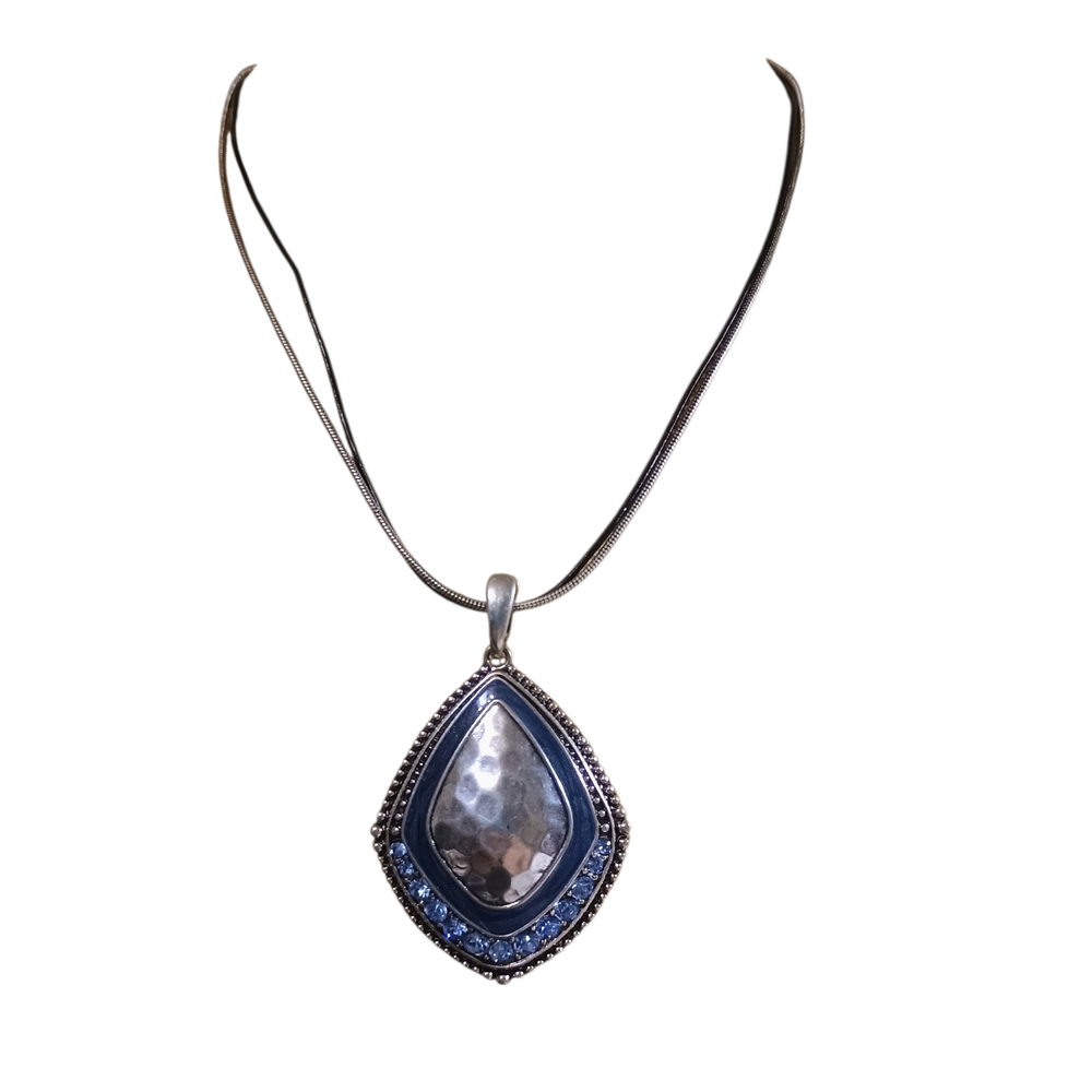NWOT Premier Designs Silver and Blue Teardrop Necklace Signed In Bag